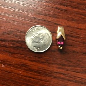 Garnet & gold pendant